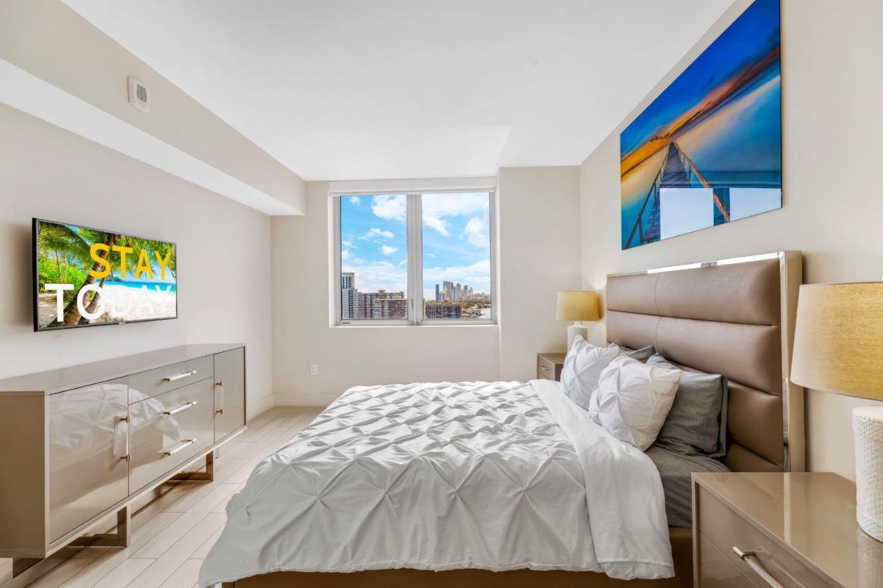 Resort-Style Living With Direct Ocean Views - 3Br Beauty Hallandale Beach Exterior foto