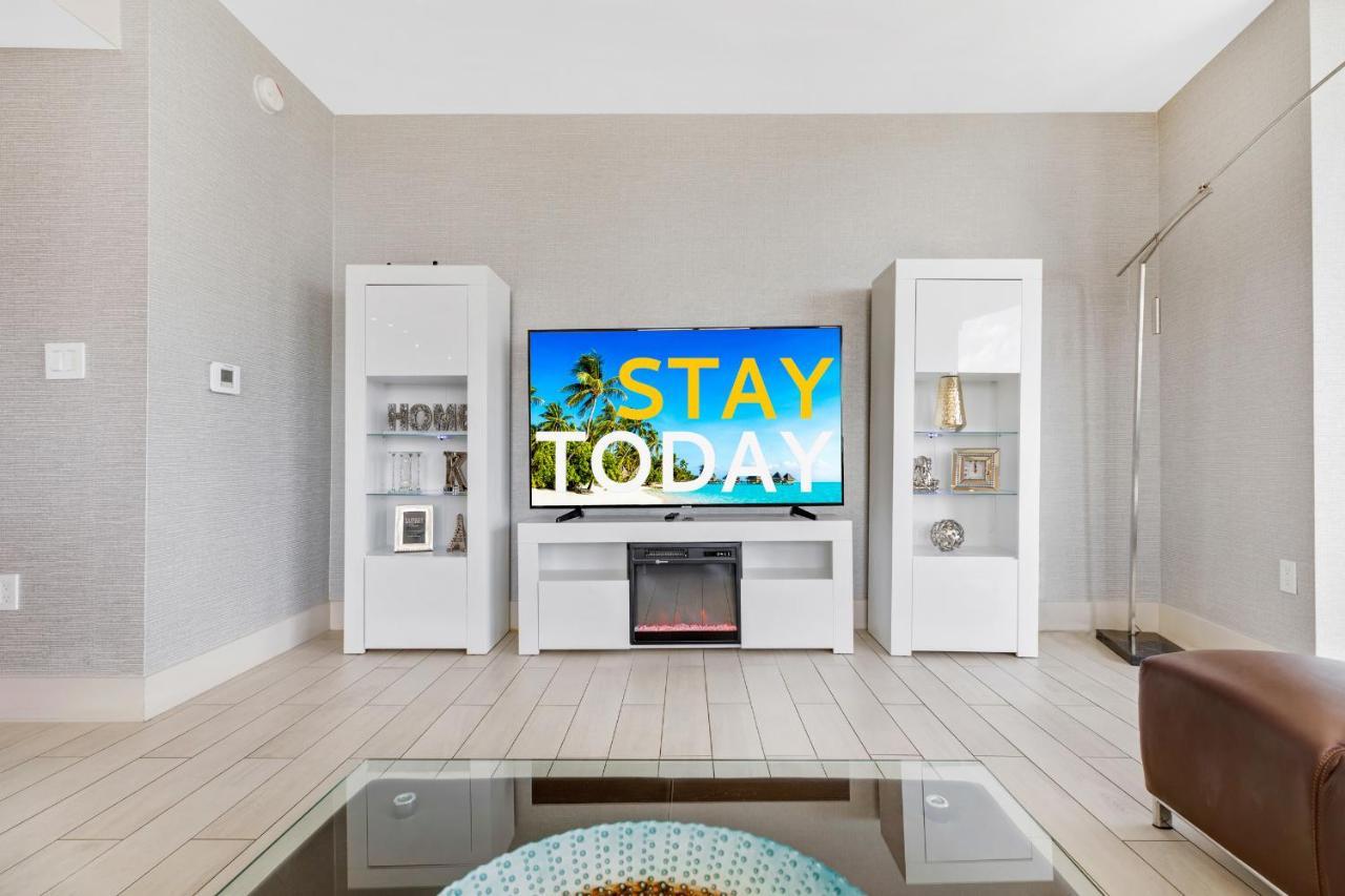Resort-Style Living With Direct Ocean Views - 3Br Beauty Hallandale Beach Exterior foto
